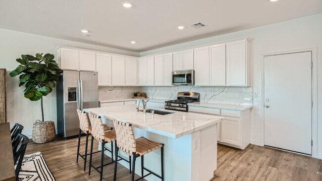 240 White Crest Peak Ave unit 36037160, Henderson, NV 89015 - photo 5