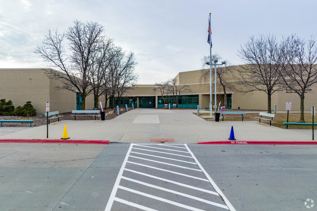 Black Elk Elementary School is easily accessed by the surrounding community.