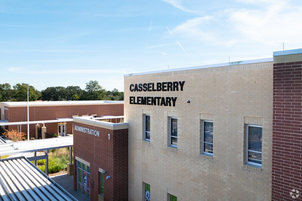 Casselberry Elementary is a vibrant hub where young minds bloom in our neighborhood.