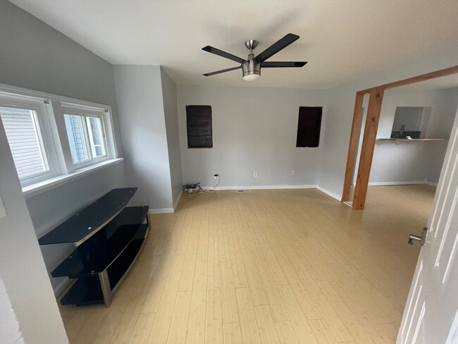 120 Lyndale Ave unit Lower Apartment, Buffalo, NY 14223 - photo 3