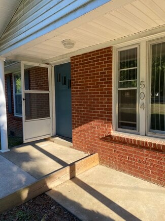 504 Luther Rd, Dickson, TN 37055