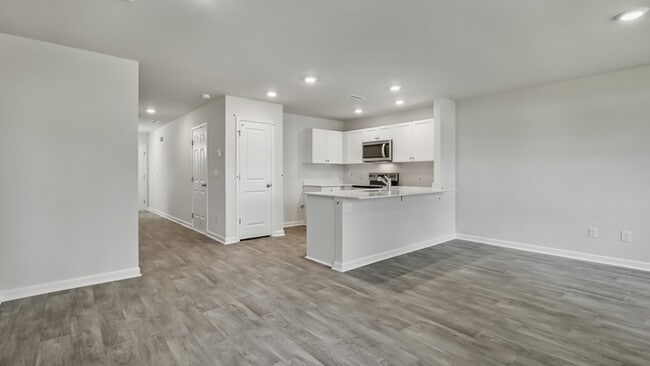 173 Holton St, Smithfield, NC 27577 - photo 7