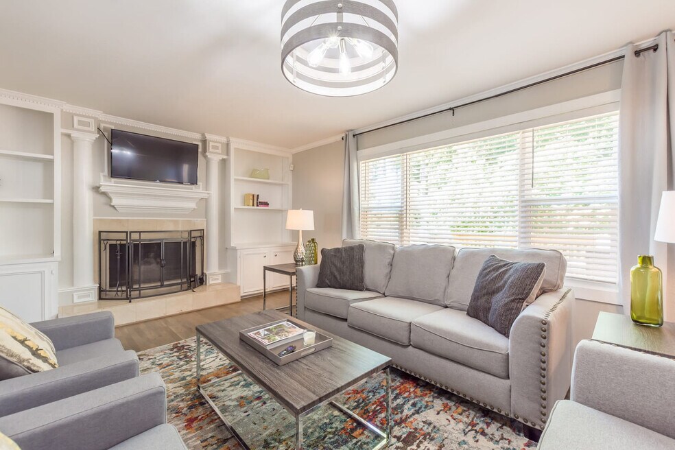 455 Cove Dr NE unit ID1019255P, Marietta, GA 30067 - photo 1