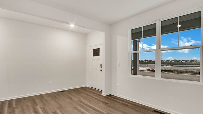 9967 Edgebrook Ln, Huntley, IL 60142 - photo 3