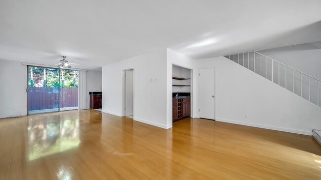 129 Marguerita Ave, Santa Monica, CA 90402 - photo 6