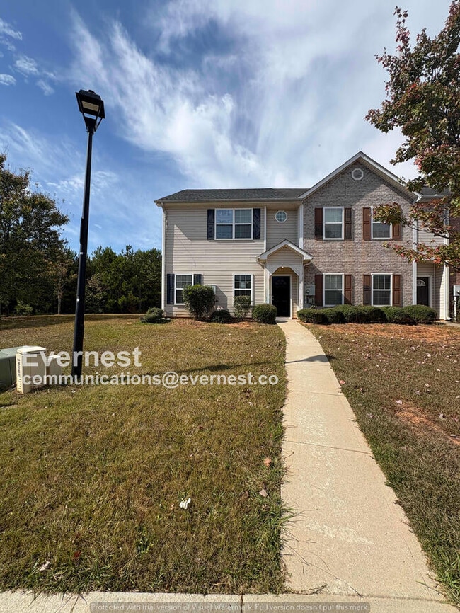 8651 Thomas Ln, Riverdale, GA 30274