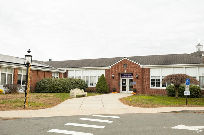 Center School provides education in 
Ellington.