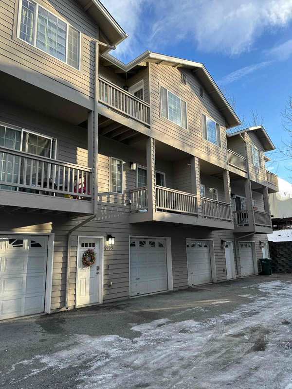 9203 Commons Place, Anchorage, AK 99502
