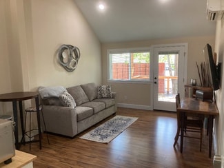 1150 Northwood Dr NE, Salem, OR 97317