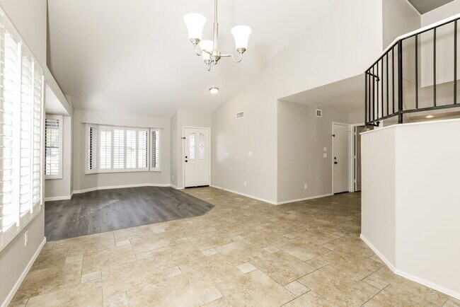 7519 W Sequoia Dr, Glendale, AZ 85308 - photo 6