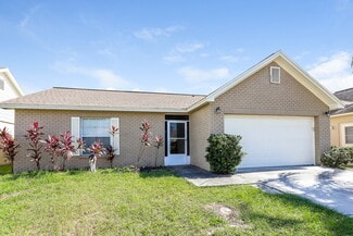 208 Lookout Dr, Apollo Beach, FL 33572