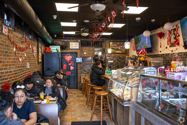A crowded lunchtime inside of Tropicana Barbecue in North Plainfield, NJ.