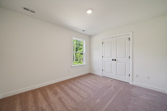 155 Seclusion Shores Dr unit 37684397, Mineral, VA 23117 - photo 3