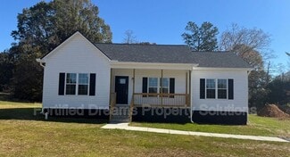 408 N Smith St, Liberty, NC 27298