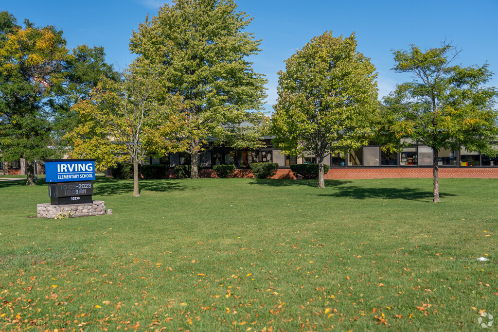 The front entrance of Irving Elementary School