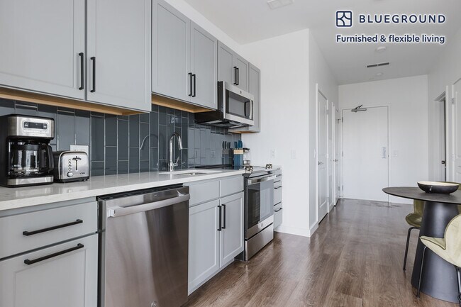 780 Morrissey Blvd unit FL4-ID1120, Boston, MA 02122 - photo 5