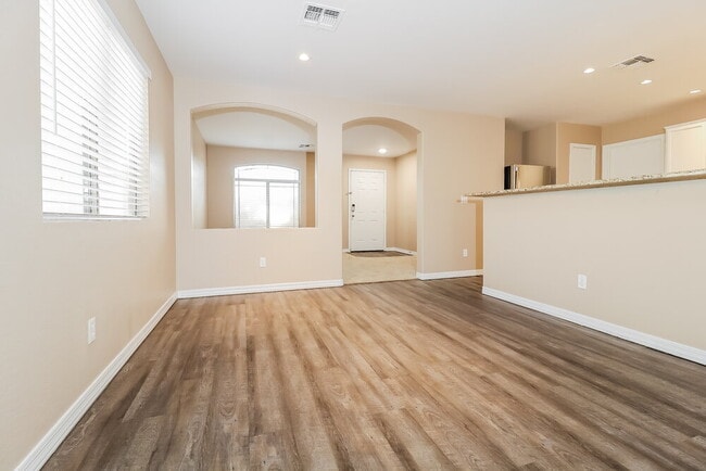 3172 S 162nd Ln, Goodyear, AZ 85338 - photo 5