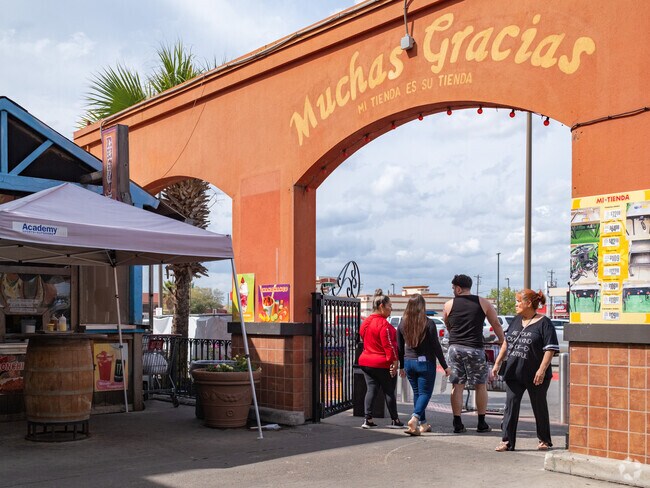 South Houston's Mexican grocery stores provide a taste of tradition for shoppers.