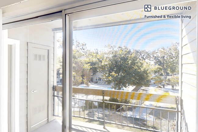 7904 Fall Creek Rd unit FL3-ID10791A, Dublin, CA 94568 - photo 4