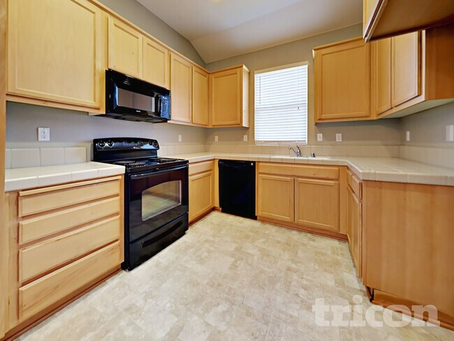 5518 Savage Ave, Riverbank, CA 95367 - photo 5