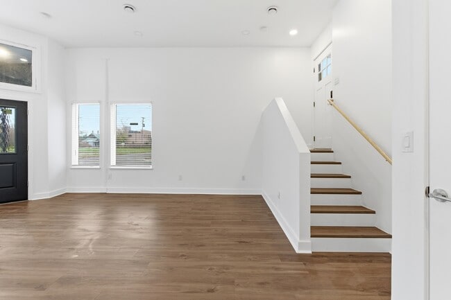 2503 W Forest Ave, Detroit, MI 48208 - photo 6