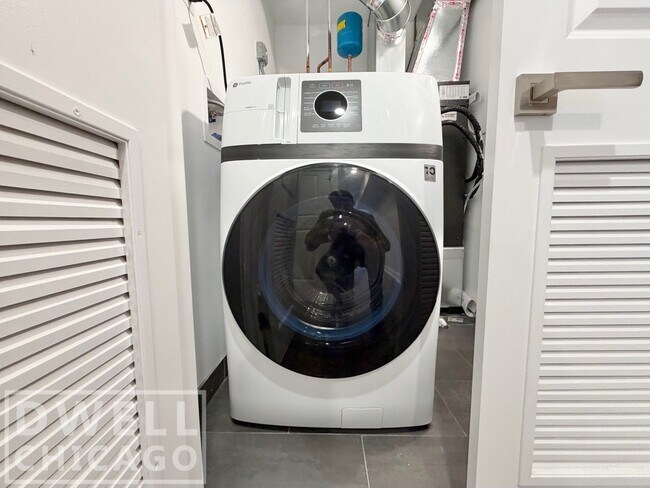 1705 W Lunt Ave unit S, Chicago, IL 60626 - photo 6