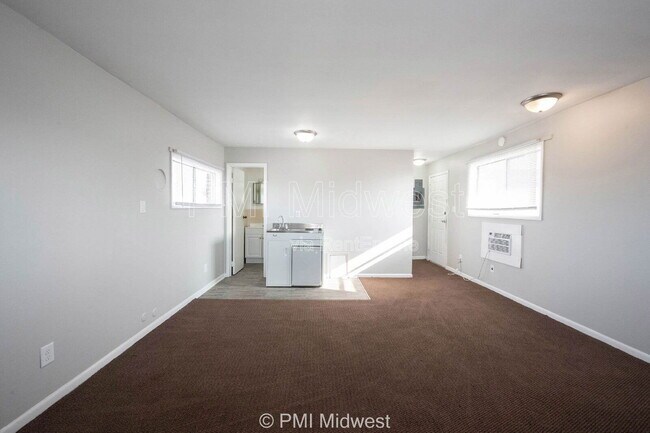 7046 Us-36 unit 16, Avon, IN 46123 - photo 5