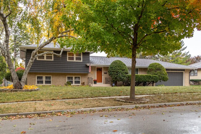 Split Level and raised ranch style homes are the most popular in Eagle Heights.