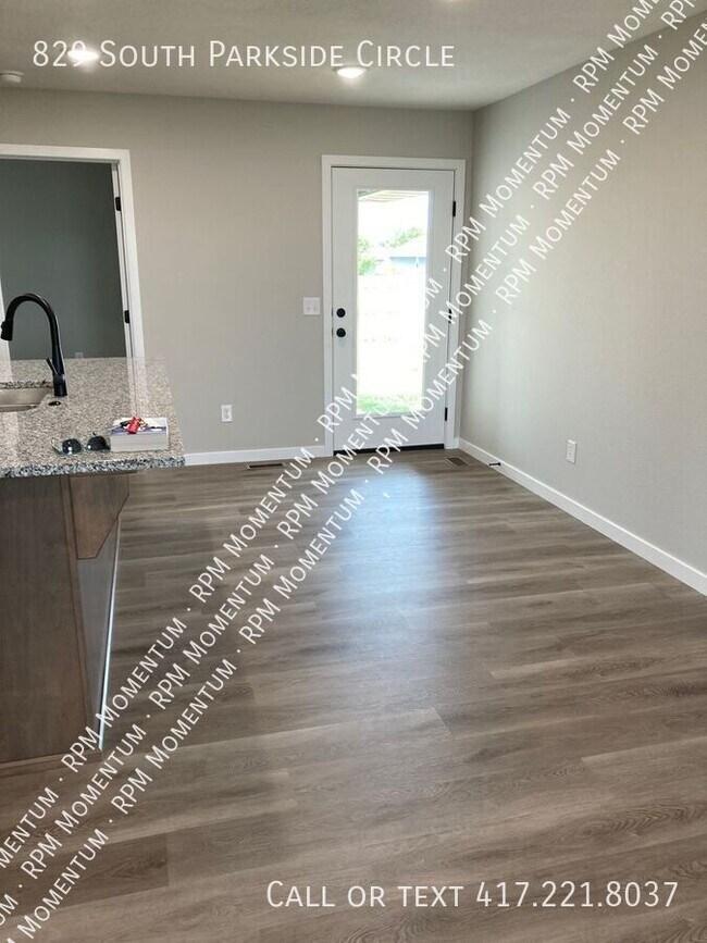 829 S Parkside Cir, Nixa, MO 65714 - photo 7