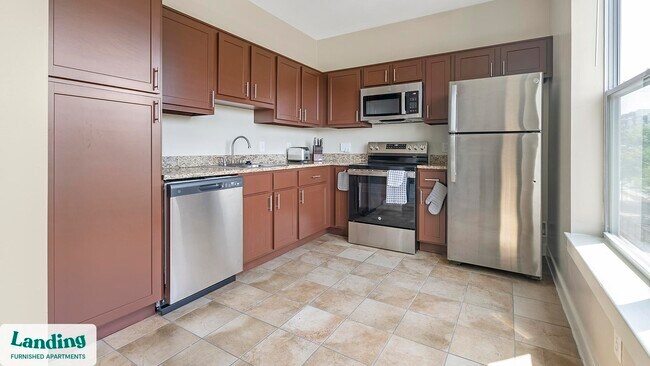 3300 East-West Hwy unit 507, Hyattsville, MD 20782 - photo 5