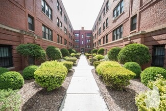 5736 N Winthrop Ave Unit 40-110, Chicago, IL 60660