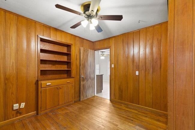 510 Brooks Ave, College Station, TX 77840 - photo 4