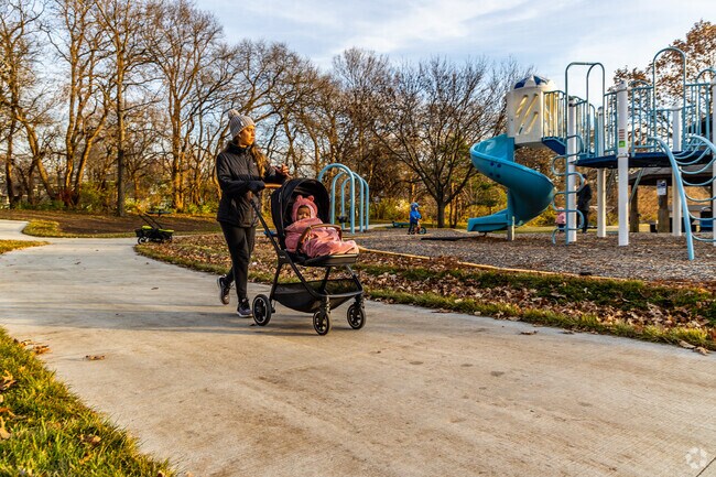 Broadmoor Park has great walking trails the whole family will enjoy.
