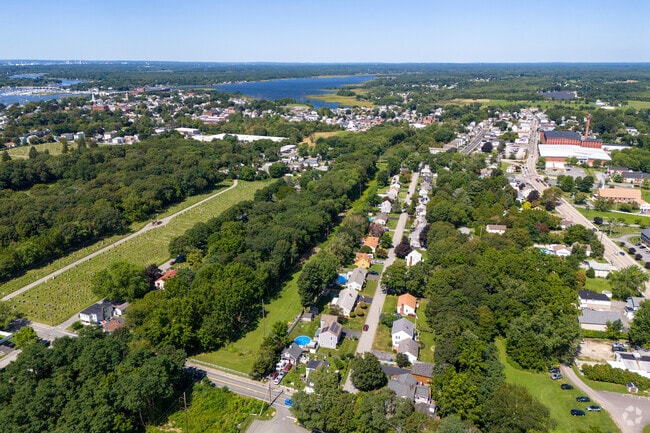 Child Street West is designed with a grid layout in its northern section.