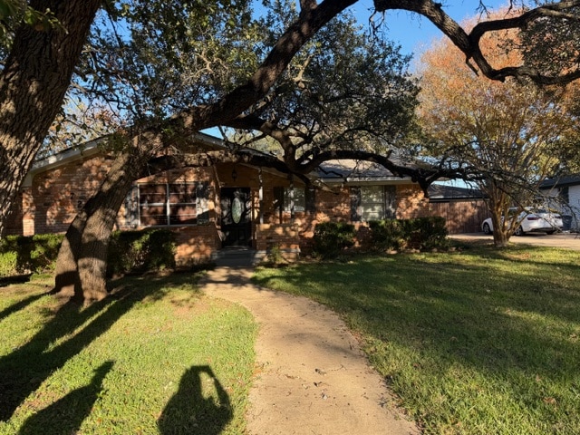 725 Falcon Dr, Woodway, TX 76712 - photo 2