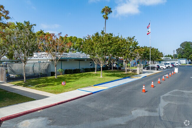 Woodland Elementary School is a great school in a fantastic neighborhood.