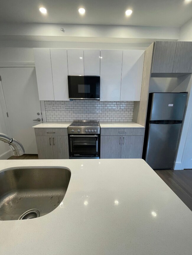 11 Queensberry St unit 35, Boston, MA 02215 - photo 7