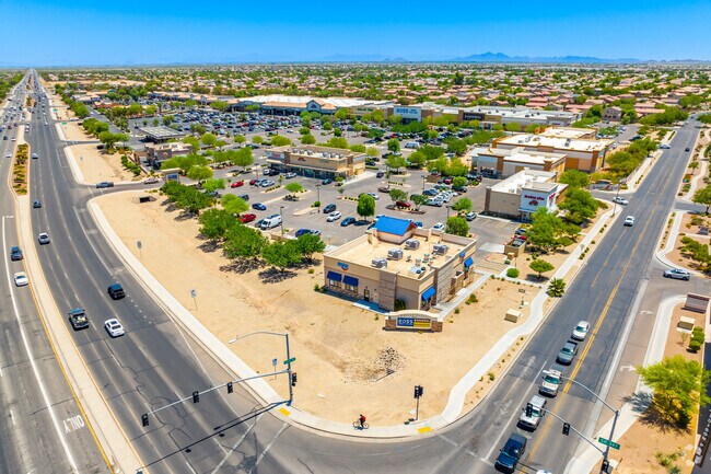 Convenience and variety in Glennwildegroves' retail and grocery stores, Maricopa, AZ.