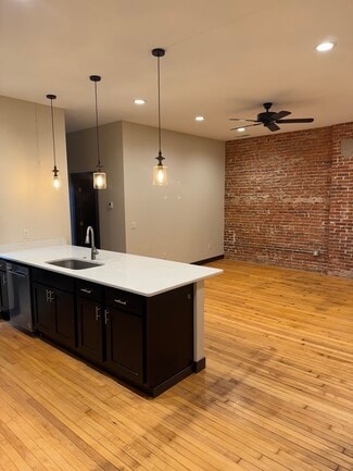 201 1st Ave W Unit 1, Cascade, IA 52033