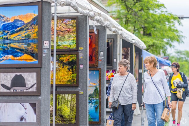 The Edina Art Fair in Edina draws approximately 250,000 vistors each year.