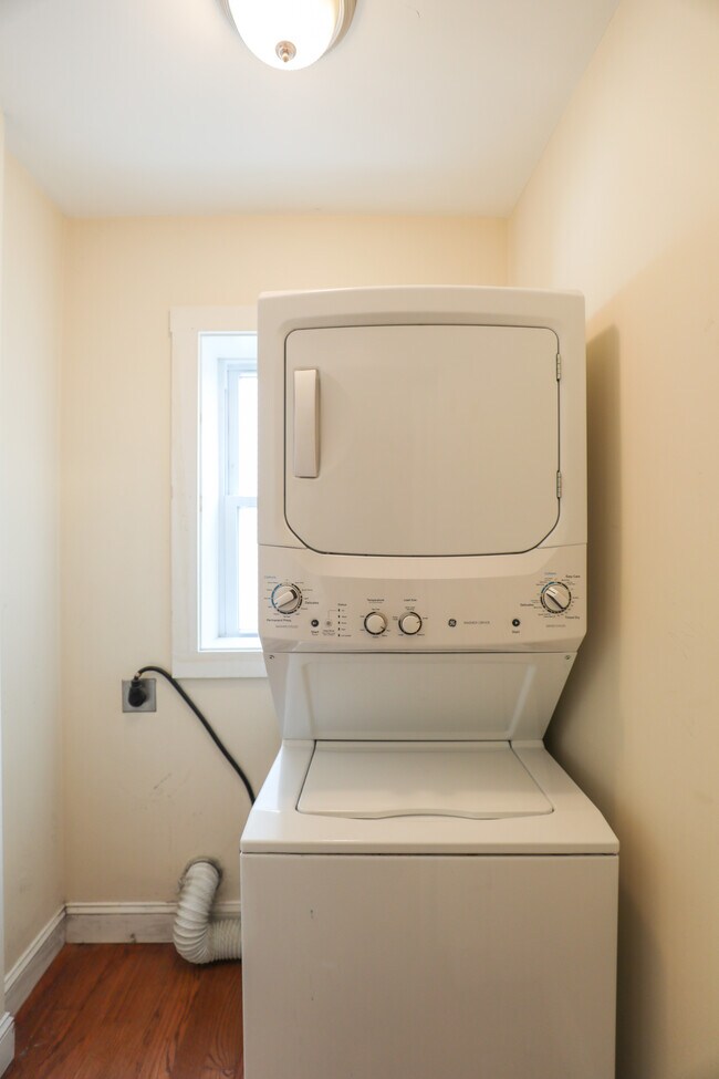 19 Claymoss Rd unit 3, Brighton, MA 02135 - photo 3