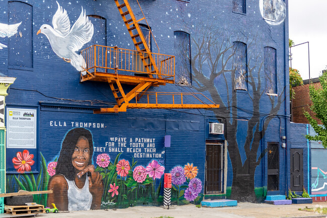 Baltimore is filled with breath-taking murals and Lexington is no exception!