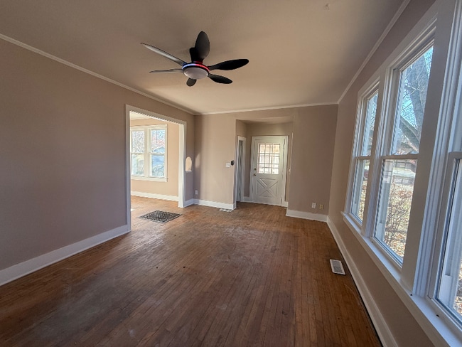 1115 S Cedar St, Ottawa, KS 66067 - photo 3