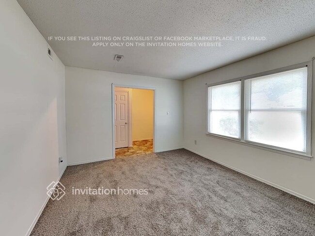 3452 Spring Terrace Ln, Charlotte, NC 28269 - photo 4