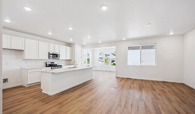 12534 Oneida Way, Thornton, CO 80602 - photo 4