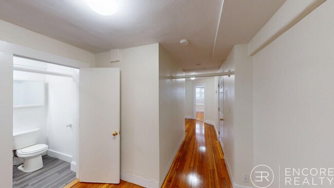 7 Mt Hood Rd, Boston, MA 02135 - photo 2