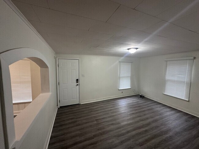 1628 Brasfield St, Dyersburg, TN 38024 - photo 4