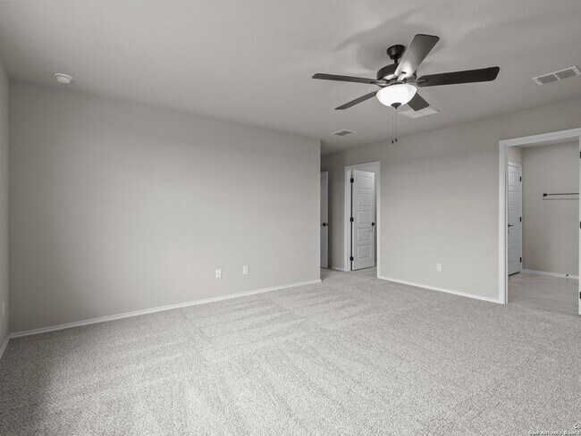 10215 Red London, San Antonio, TX 78239 - photo 5