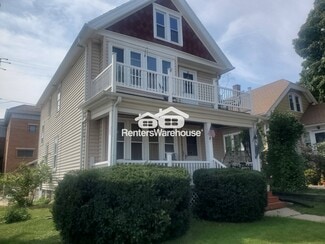 1607 S 73rd St, West Allis, WI 53214