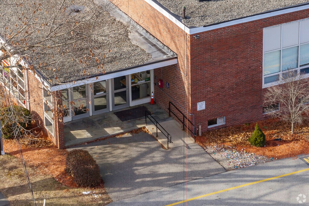 The main entrance to Paul Hanlon School in Westwood, MA.